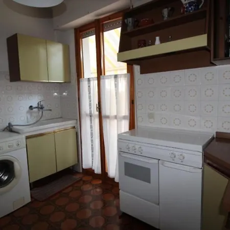 Beachside Family With Large, Enclosed Garden Appartamento Lignano Sabbiadoro
