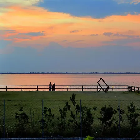 Appartamento Beachside Family With Large, Enclosed Garden Lignano Sabbiadoro